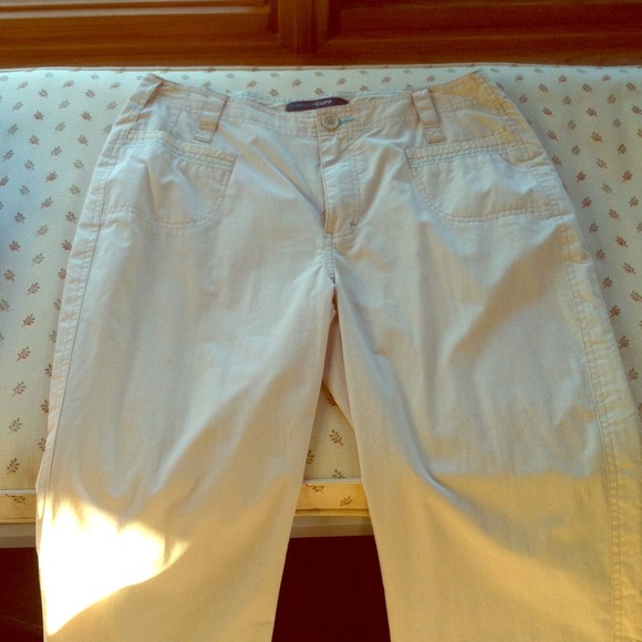 Capri pants