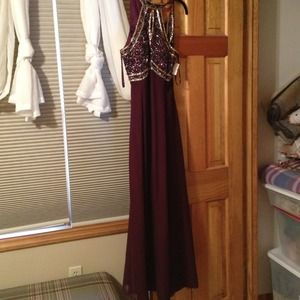 Beautiful never worn before prom dress.