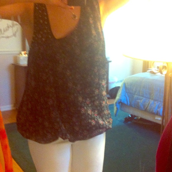 Gorgeous free people bubble top!