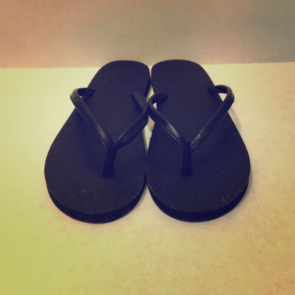 Black flip flops