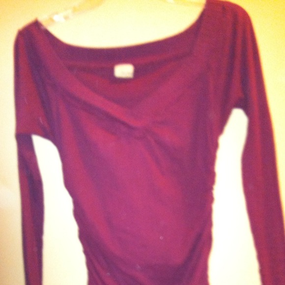 🎀TRADED IN BUNDLE FOR @mhippke🎀DAYTRIP LONG TOP