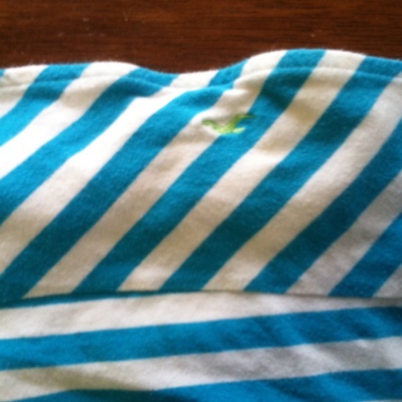 Blue & white striped Hollister tube top - Picture 2 of 2