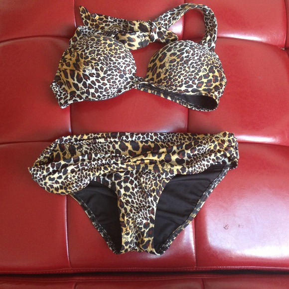 Victoria secret swimsuit - Picture 2 of 4