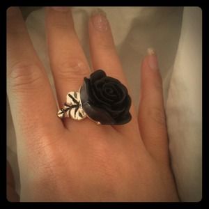 Black Rosé Ring