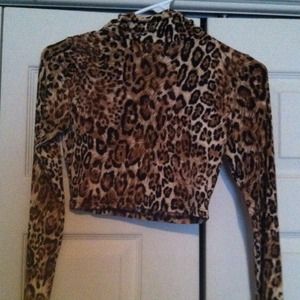 Cheetah print crop belly shirt