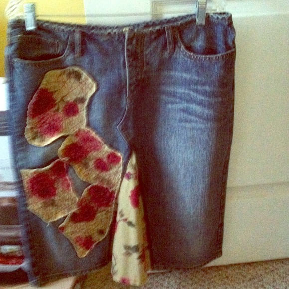 Express denim and corduroy floral skirt!