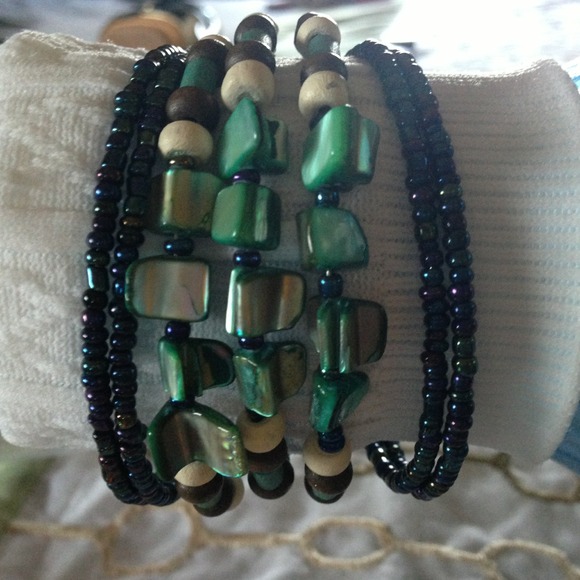 Seven strand beaded bracelet