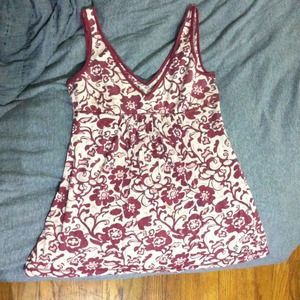 Hollister floral tank