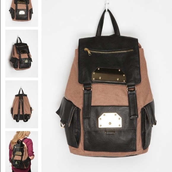 🚫🚫Urban outfitters Leather Suede Backpack🚫🚫