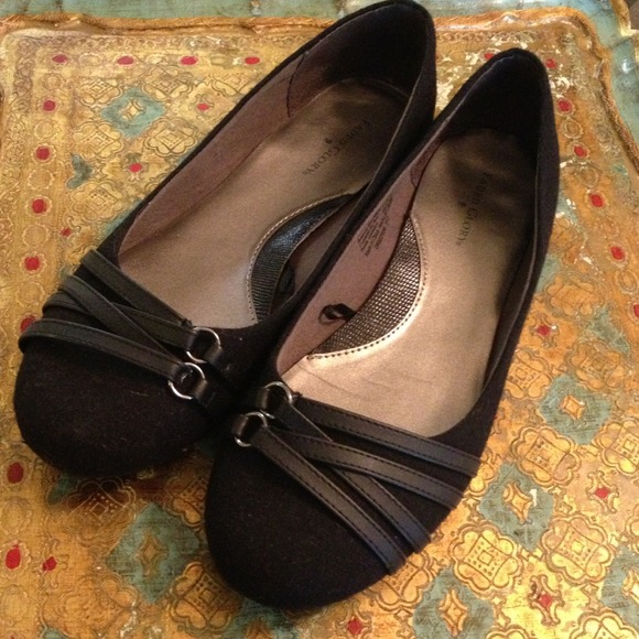 ⭐SOLD⭐Black Dress Flats