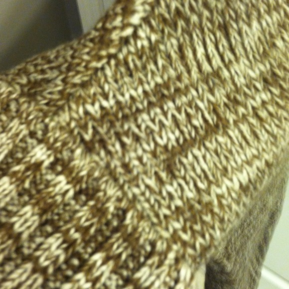 Sold - Picture 3 of 4