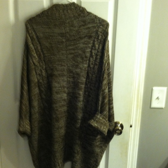 Sold - Picture 4 of 4