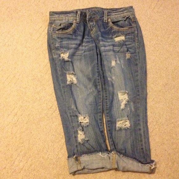 Two jean Capri pants! Ready for summer - Picture 3 of 4