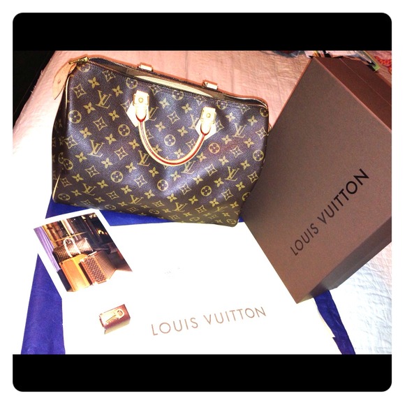 ❌SOLD❌Authentic LV Speedy35