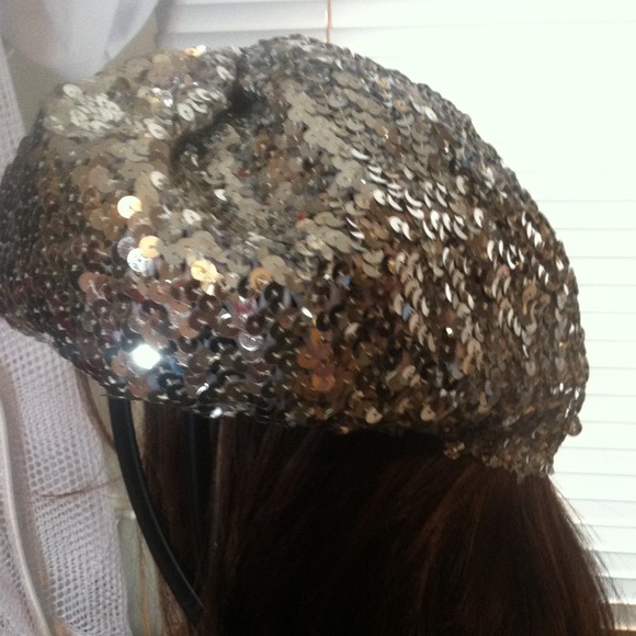 Sparkly cap. Slouchy kind