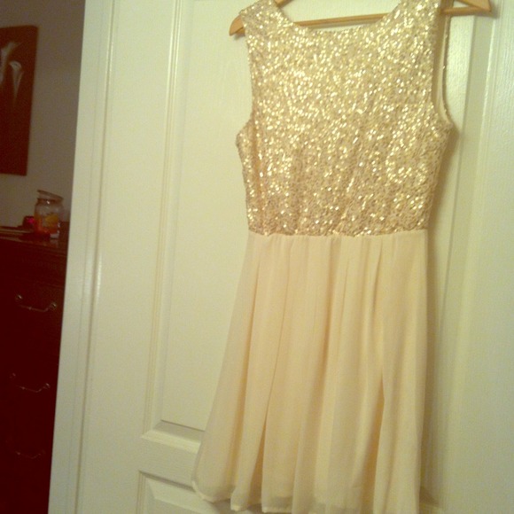 Cocktail dress 🌟✨REDUCED!🌟✨