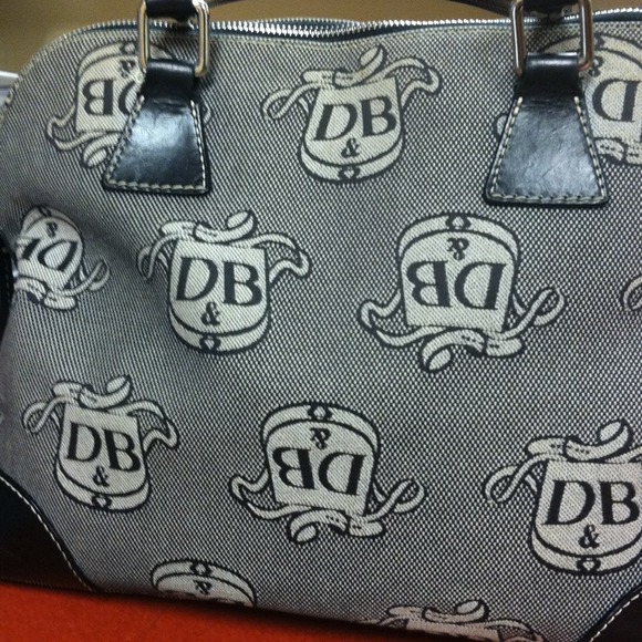 Dooney&Bourke