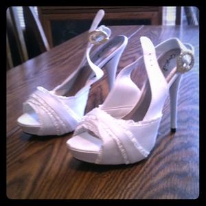 Qupid shoes. Size 6 1/2.