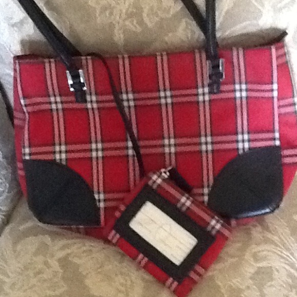 💄Liz Claiborne💄