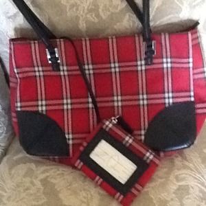 💄Liz Claiborne💄