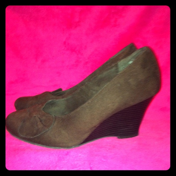 🎀RESERVED!!!🎀 Bundle of shoes!!