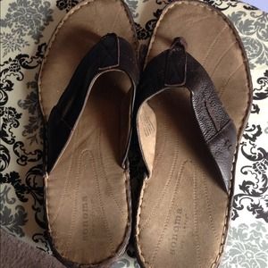 NWOT Men's 13 Sonoma suede and leather sandals!