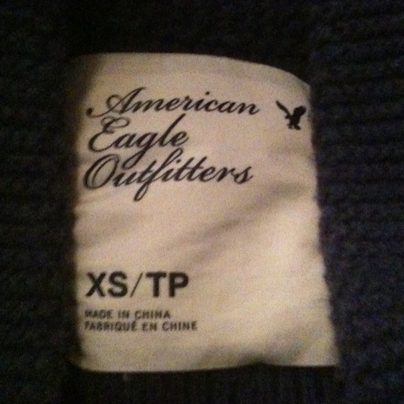 3 button sweater. Xs - American Eagle - Picture 2 of 4