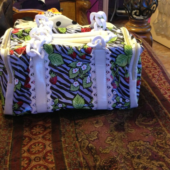 authentic Betsey Johnson SOLD - Picture 2 of 4