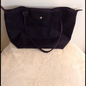Longchamp large bag in Black used  good condition.