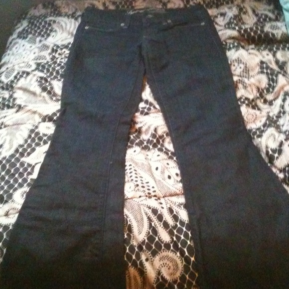 A&E jeans! PRICE LOWERED! Perfect condition!!! - Picture 2 of 4