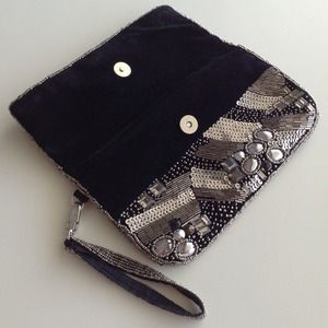 Forever 21 Bags - Sequin clutch with detachable wrist strap Forever 21 Bags - Sequin clutch with detachable wrist strap