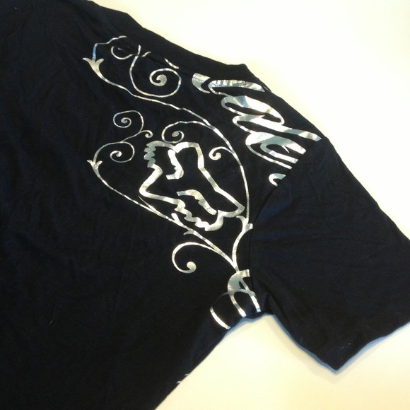 Fox Riders V- neck tee - Picture 2 of 2