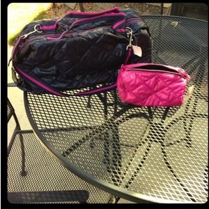 👜Truffle bag with matching makeup pouch👜