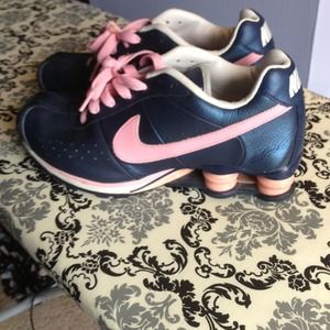 Nike Shox pink/blue woman's 10