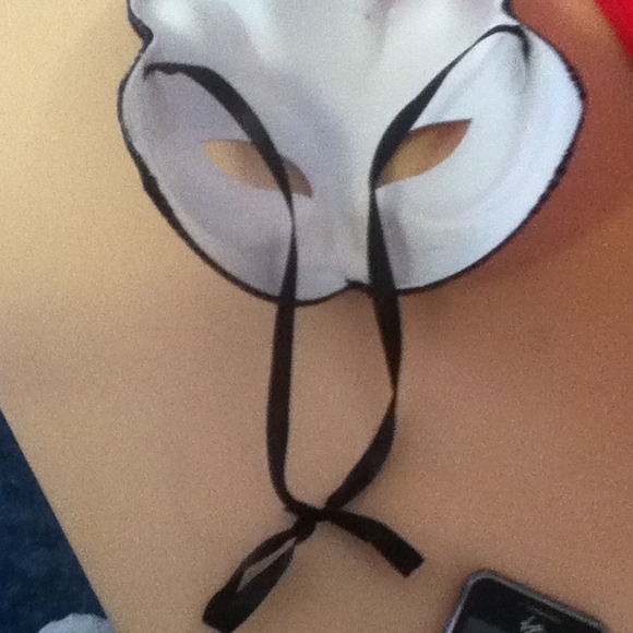 Mask - Picture 3 of 3