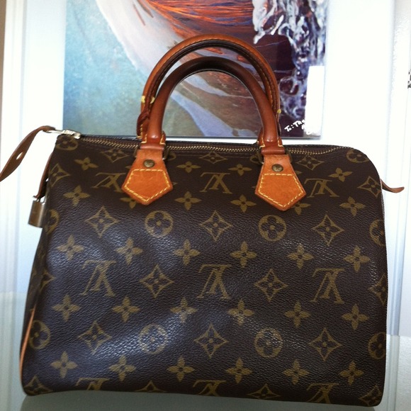 Louis Vuitton Handbags - RESERVED!!! AUTHENTIC Louis Vuitton Speedy