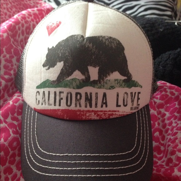 Never worn Pac Sun Hat