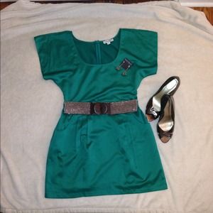 Adorable satin teal dress Sz 9 heels an earrings!