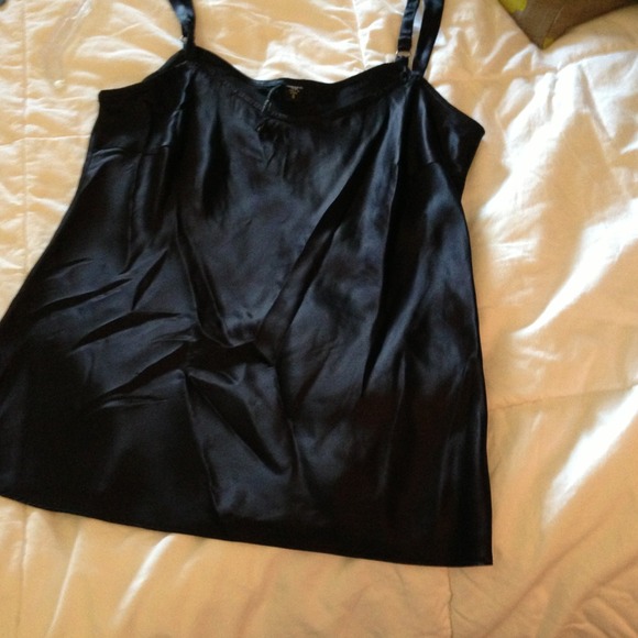 ISDA &Co black shell