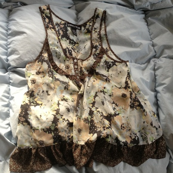 Light floral pattern tank top