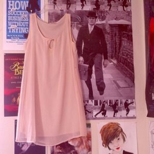 Off white ISSI dress.