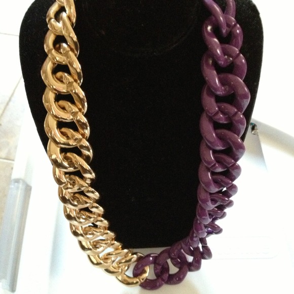1 Accessories - Necklace