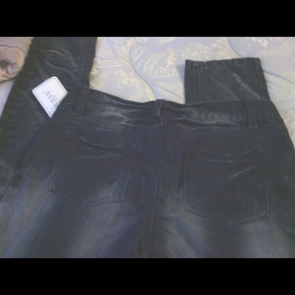 ***SOLD***Jeans - Picture 4 of 4