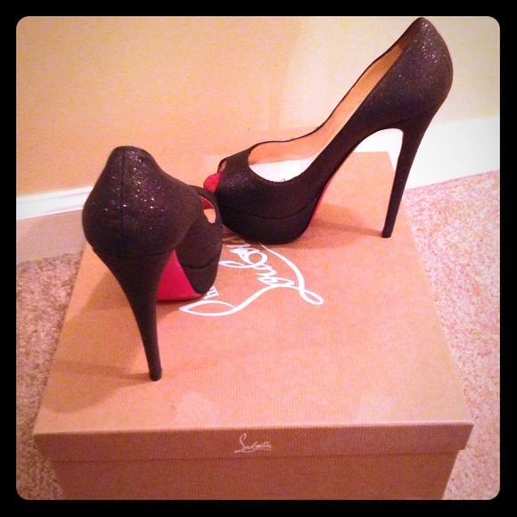 louboutin 35.5 louboutin 35.5