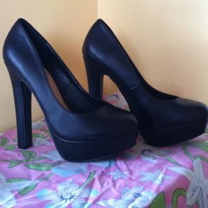 Black heels