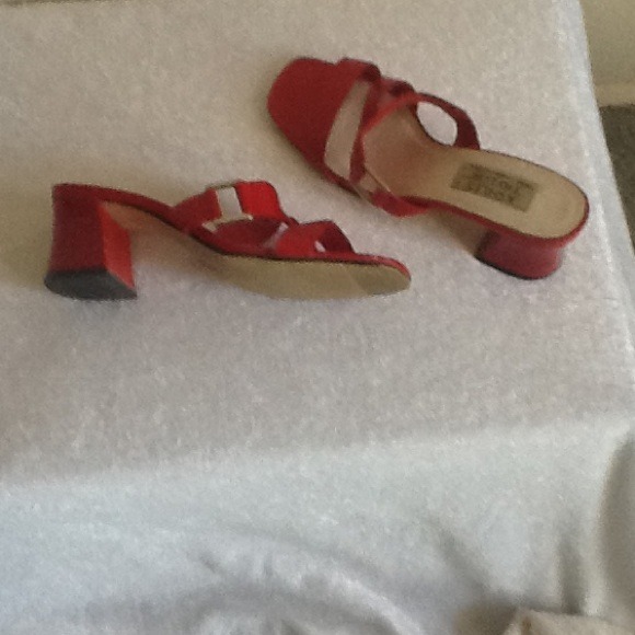 Cute sandals - Picture 2 of 2