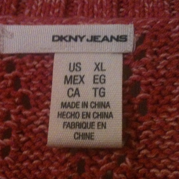 Sold in bundle🎉🎉2x HP  8/4, 7/28🎉🎉DNKY Sweater - Picture 2 of 2