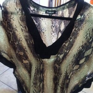 Women's Bebe blouse