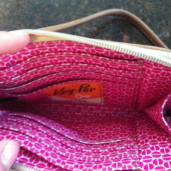 Authentic fossil wristlet - Picture 3 of 3