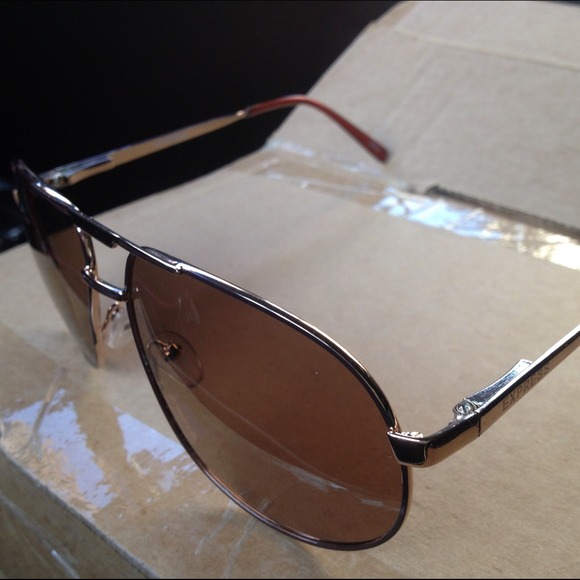 TRADED Brown sunglasses - Picture 3 of 4